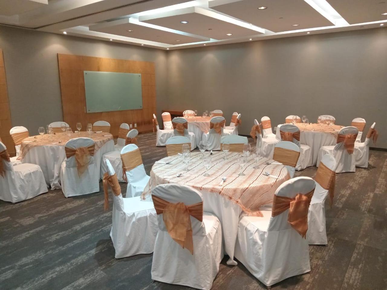 Casa Inn Business Hotel Celaya Exterior photo