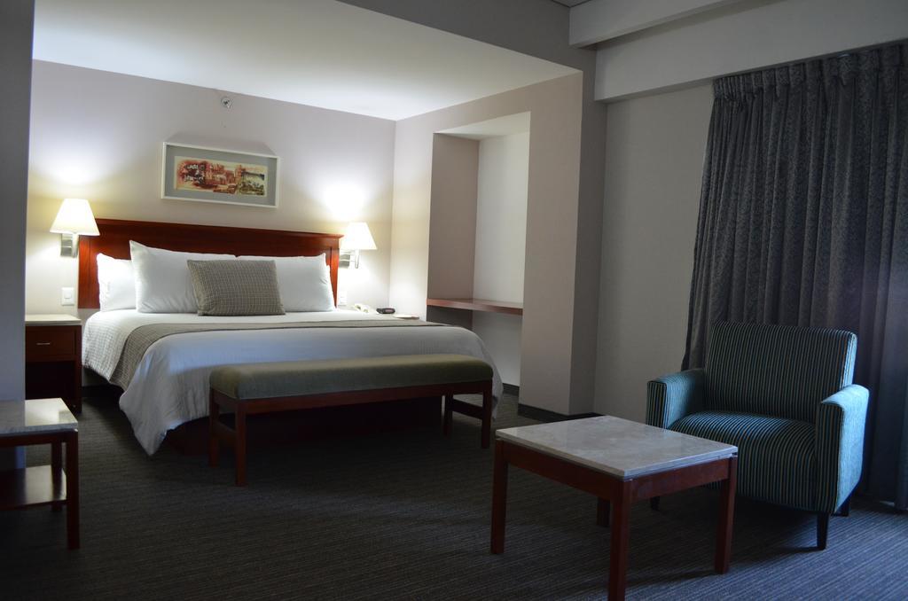 Casa Inn Business Hotel Celaya Exterior photo